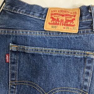 Levi jeans
